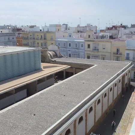 En Pleno Centro De Con Parking Economico Cádiz