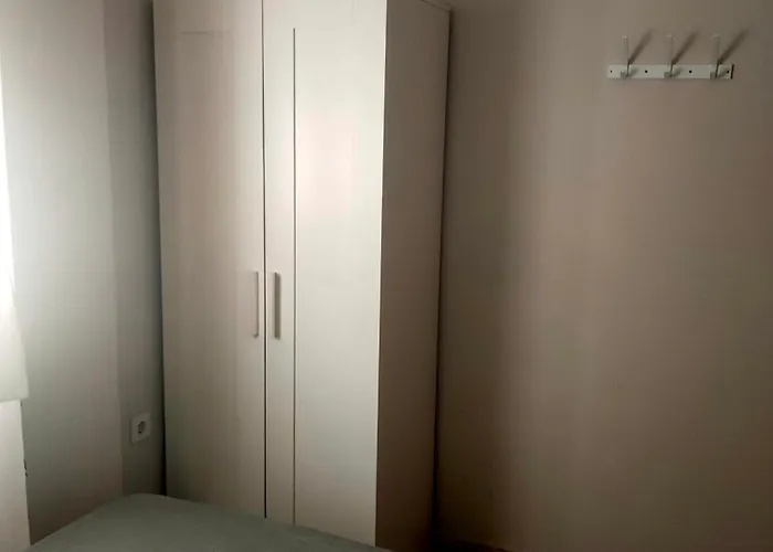 En Pleno Centro De Con Parking Economico