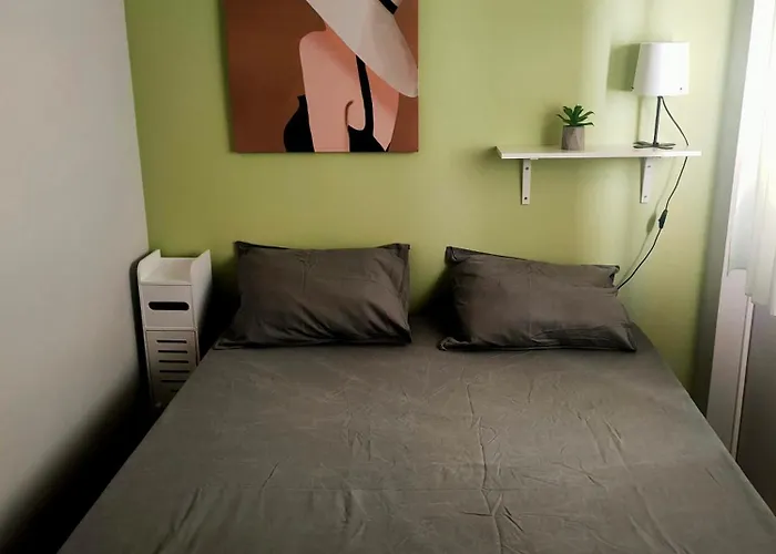 En Pleno Centro De Con Parking Economico Apartment Cádiz