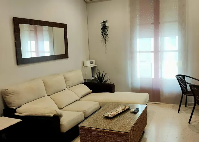 En Pleno Centro De Con Parking Economico *