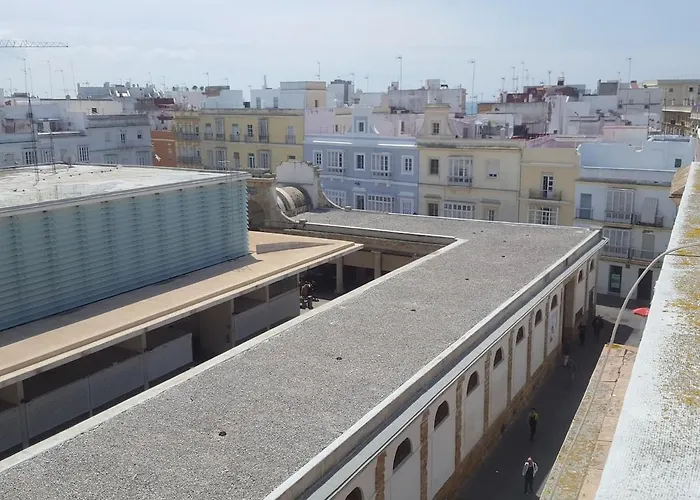 En Pleno Centro De Con Parking Economico カディス